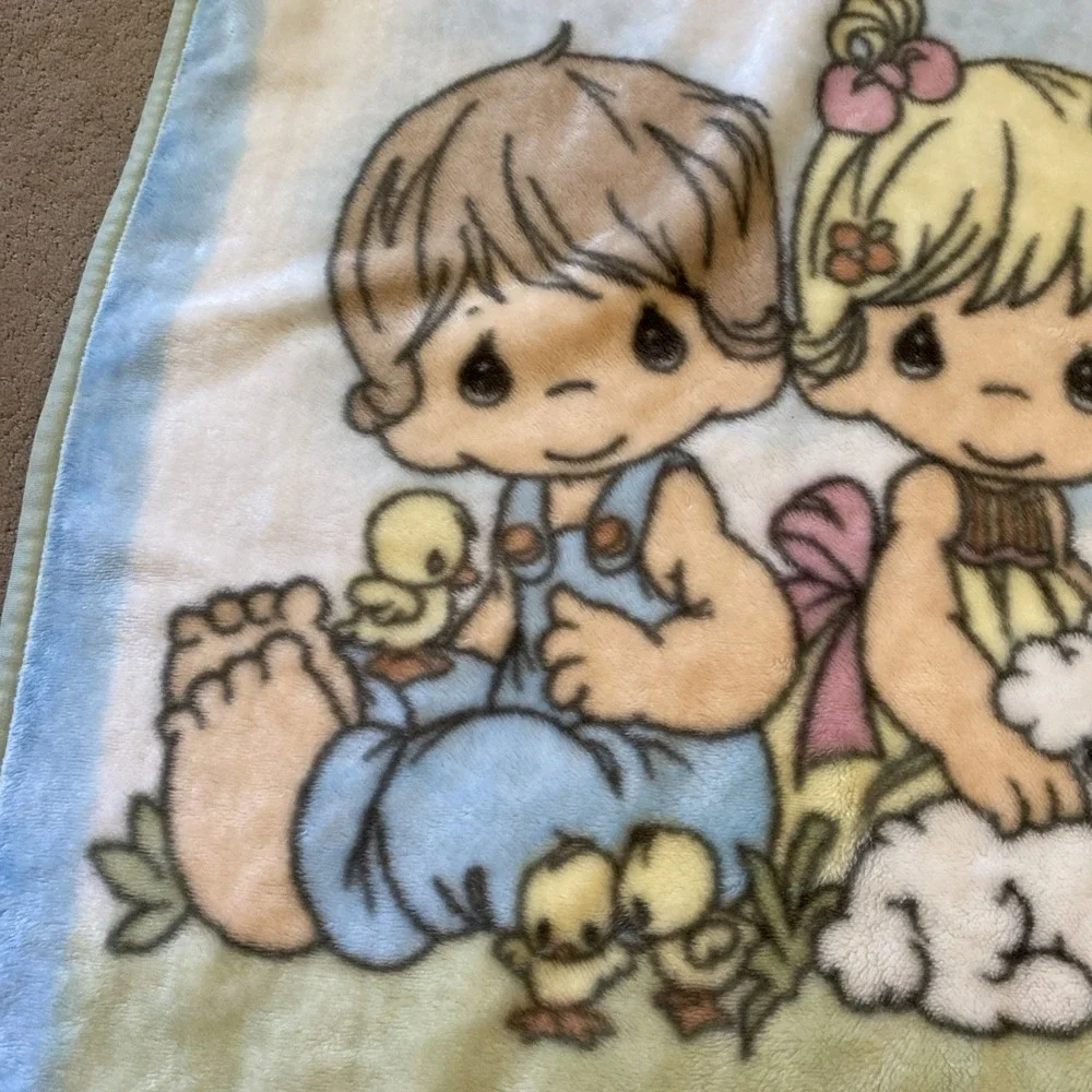 Vintage 2006 luxury plush throw Precious Moments baby nursery pals 30